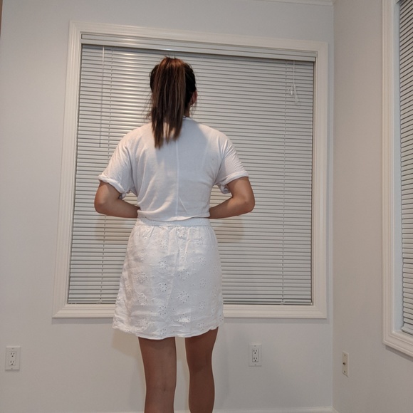 [3 for $25]White Skirt with Crochet Eyelet Details - Picture 2 of 3